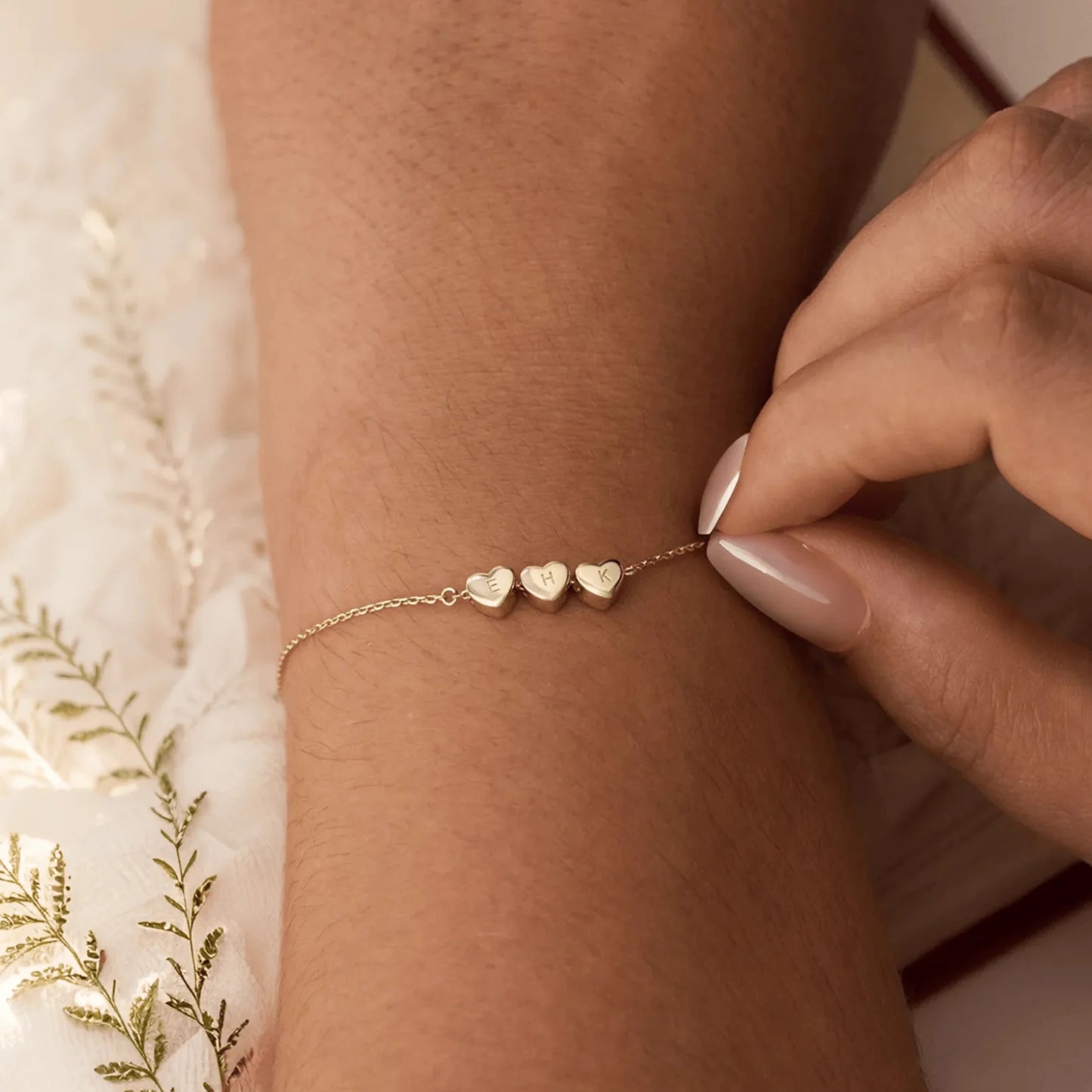 Personalisiertes Herz Initial Armband