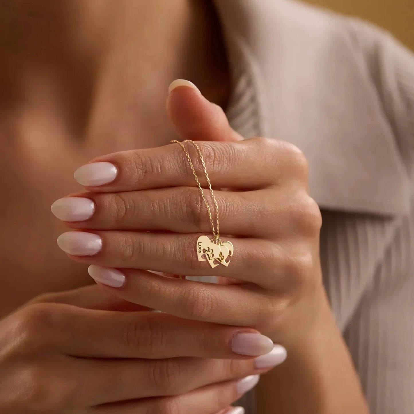 Personalisierte Pfoten & Herz Namenskette